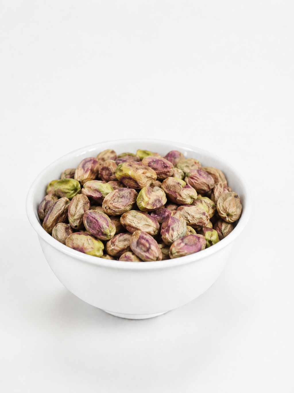 Kesari Ananta Unsalted Pistachio Kernels (Giri) in a bowl